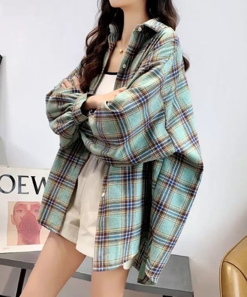 KOR(ケーオーアール)の「オーバーサイズ ドロップショルダー チェックネルシャツ(シャツ/ブラウス・レディース・ピンクベージュ/ライトピンク/ピンク系その他2/イエロー系その他4/グレー系その他3/グレー系その他5/イエロー系その他2/グリーン系その他2/ブルー系その他4/グリーン系その他4/ブラウン系その他4/ピンク系その他4/ピンク系その他5/グリーン系その他/レッド/レッド系その他3/ブルー/グリーン/イエロー系その他6/イエロー/オレンジ/ピンク系その他/イエロー系その他3/グレー系その他6/レッド系その他2/グレー系その他4/ブルー系その他/グリーン系その他3/ピンク/グリーン系その他6/ブラウン系その他/ブラウン系その他3/イエロー系その他/ブルー系その他3/グレー/グレー系その他2/イエロー系その他7/イエロー系その他5/ブルー系その他2/ピンク系その他6/グリーン系その他7/ブラウン系その他2/ブラウン/ピンク系その他3/パープル/グリーン系その他5/レッド系その他/グレー系その他・L/M/S/XL/2XL)」の21枚目の写真