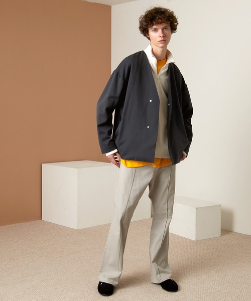 EMMA CLOTHES(エマクローズ)の「TRストレッチスーツ地 ルーズシルエット ノーカラージャケット EMMA CLOTHES(ノーカラージャケット・メンズ・スモークグレー/チャコール/ネイビー・L/M)」の14枚目の写真