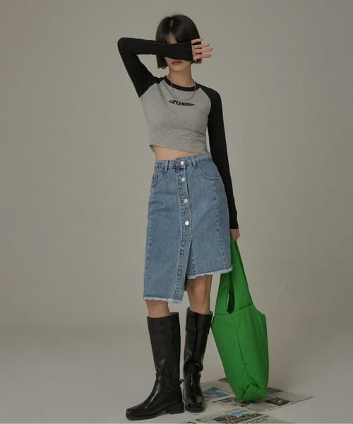 chuu(チュー)の「CHUU インディクロップロングTシャツ(Tシャツ/カットソー・レディース・ブラック/イエロー・FREE)」の22枚目の写真