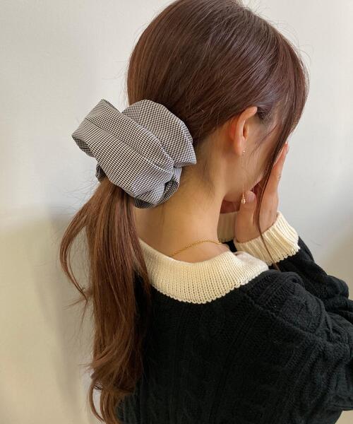 INGNI（イング）の「千鳥格子柄シュシュ（シュシュ・レディース・ブラック/グレー・ONE SIZE）」の5枚目の写真