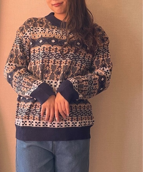 Loco Ocean(ロコオーシャン)の「ノルディック柄 ラウンドネック ドロップショルダーニット(ニット/セーター・レディース・ベージュ/ネイビー/オフホワイト/モカ・FREE)」の1枚目の写真