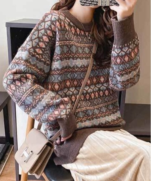 Loco Ocean(ロコオーシャン)の「ノルディック柄 ラウンドネック ドロップショルダーニット(ニット/セーター・レディース・ベージュ/ネイビー/オフホワイト/モカ・FREE)」の3枚目の写真