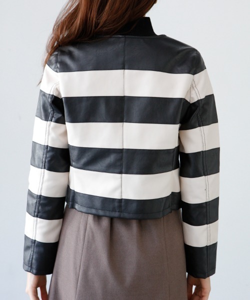 M.deux（エムドゥ）の「フェイクレザーノーカラージャケット（ライダースジャケット・レディース・ブラック/ブラック×ホワイト・MEDIUM）」の11枚目の写真
