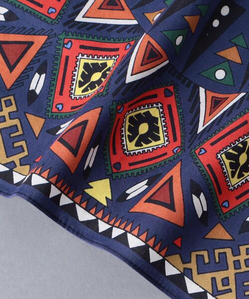 UNITED ARROWS（ユナイテッドアローズ）の「＜Dieffe Kinloch（ディエッフェ キンロック）＞ アパッチ バンダナ（バンダナ/スカーフ・メンズ・ネイビー/オレンジ・FREE）」の6枚目の写真