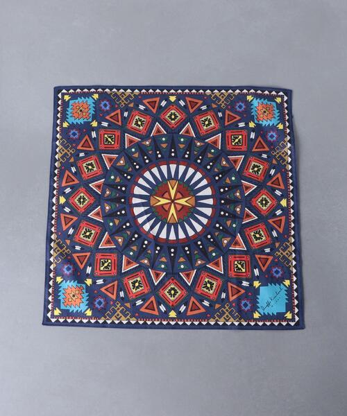 UNITED ARROWS（ユナイテッドアローズ）の「＜Dieffe Kinloch（ディエッフェ キンロック）＞ アパッチ バンダナ（バンダナ/スカーフ・メンズ・ネイビー/オレンジ・FREE）」の3枚目の写真