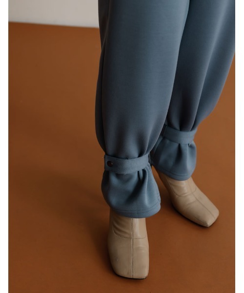 Re:EDIT(リエディ)の「2WAYダンボールアンクルベルトストレートパンツ(その他パンツ・レディース・ブラック/ベージュ/ブルー/アイボリー・MEDIUM/LARGE/SHORT)」の17枚目の写真