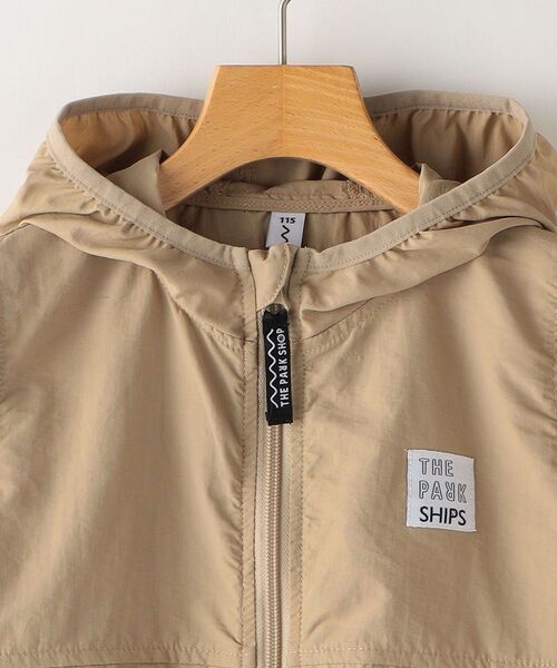 THE PARK SHOP（ザパークショップ）の「【SHIPS KIDS別注】THE PARK SHOP:PACKABLE JAKET(105～145cm)（ナイロンジャケット・キッズ・ベージュ・105/115/125/135/S/145）」の11枚目の写真