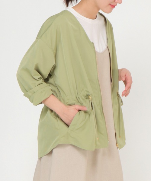 ikka(イッカ)の「【Sサイズ WEB限定】Vネックライトブルゾン(ブルゾン・レディース・ベージュ/オリーブ・M/L/S)」の1枚目の写真