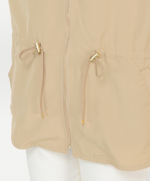 ikka(イッカ)の「【Sサイズ WEB限定】Vネックライトブルゾン(ブルゾン・レディース・ベージュ/オリーブ・M/L/S)」の4枚目の写真