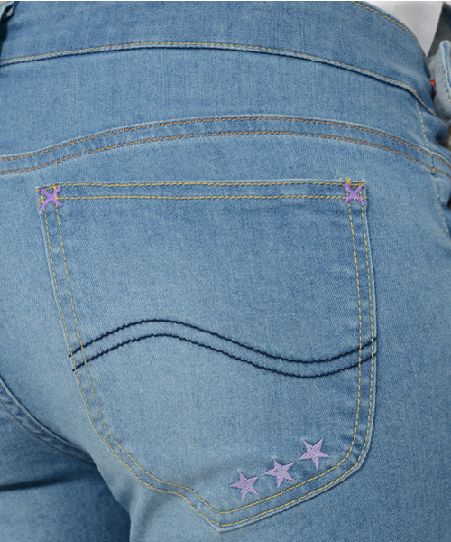 Lee(リー)の「【Zipper夏号掲載】X-girl × LEE CLAIRE JEAN OVERALLS(つなぎ/オールインワン・レディース・インディゴブルー/ライトインディゴブルー・25inch/26inch/27inch)」の4枚目の写真