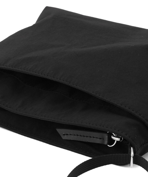 ADAM ET ROPE'（アダムエロペ）の「【A4対応・SETアイテム】コットン×ナイロンリュック (リュック+ショルダーバッグ)（バックパック/リュック・レディース・ブラック/グレー・FREE）」の14枚目の写真