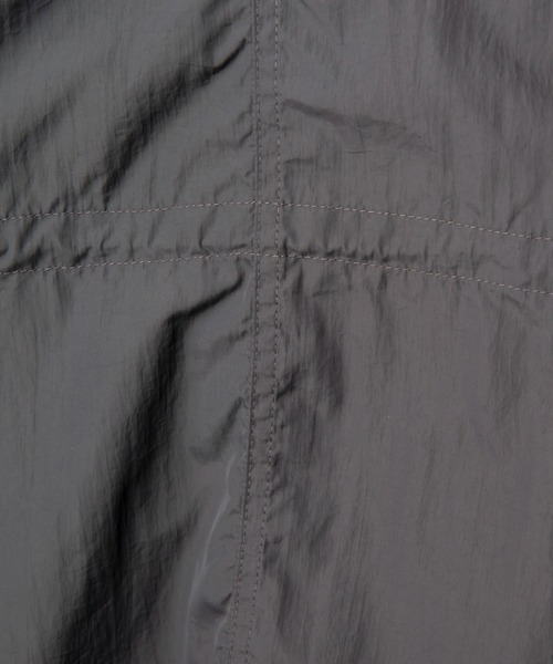 ANGIE（アンジー）の「ナイロンマウンテンパーカー（マウンテンパーカー・レディース・ホワイト/ベージュ/スミクロ・FREE）」の13枚目の写真