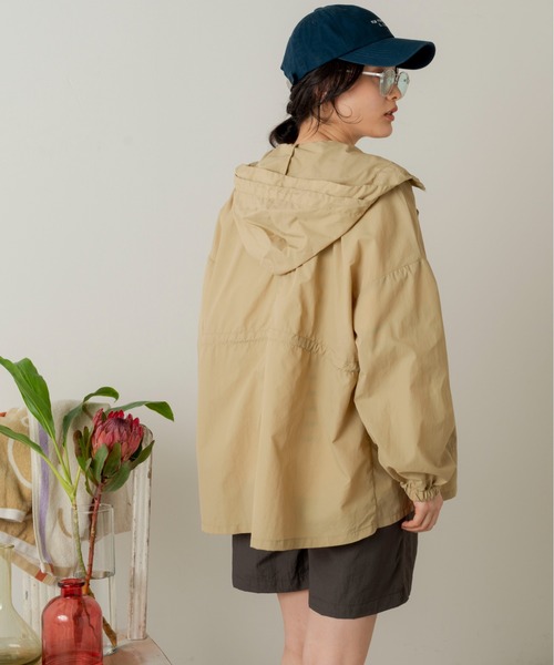 ANGIE（アンジー）の「ナイロンマウンテンパーカー（マウンテンパーカー・レディース・ホワイト/ベージュ/スミクロ・FREE）」の22枚目の写真