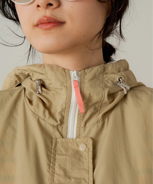 ANGIE（アンジー）の「ナイロンマウンテンパーカー（マウンテンパーカー・レディース・ホワイト/ベージュ/スミクロ・FREE）」の4枚目の写真