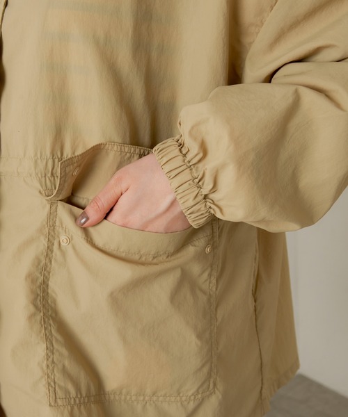 ANGIE（アンジー）の「ナイロンマウンテンパーカー（マウンテンパーカー・レディース・ホワイト/ベージュ/スミクロ・FREE）」の17枚目の写真