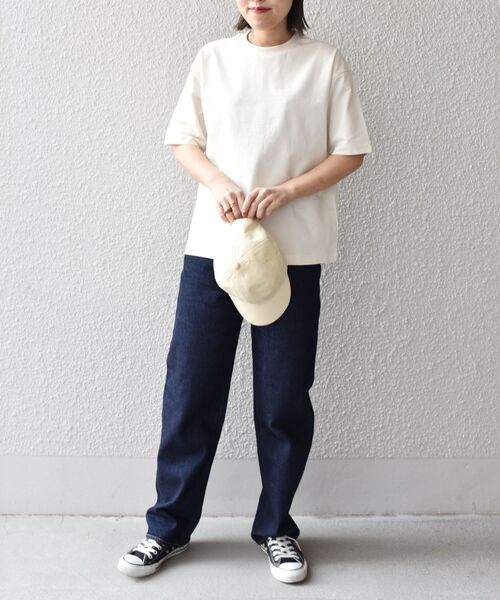SHIPS Days(シップスデイズ)の「SHIPS Days:ミニ裏毛クルーネックTシャツ◇(Tシャツ/カットソー・レディース・オフホワイト/ネイビー/ブラウン・ONE SIZE)」の17枚目の写真