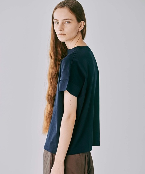 handvaerk（ハンドバーク）の「handvaerk | 60/2 ボトルネックTシャツ WOMEN（Tシャツ/カットソー・レディース・ホワイト/ライトグレー/ブラック/ダークブラウン/ネイビー/グレー/ダークグレー・SMALL）」の10枚目の写真