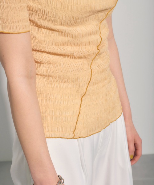 PUBLIC TOKYO シャーリングドロストベスト ベージュ PUBLIC TOKYO ベスト ジレ シャーリングドロストベスト レディース