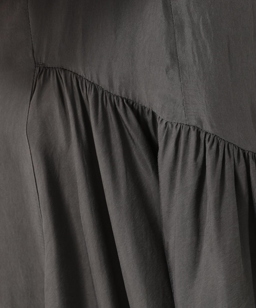 Chaos(カオス)の「Chaos(カオス)/バートフルフレアワンピース(ワンピース・レディース・チャコールグレー/モカ・FREE)」の5枚目の写真