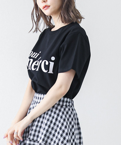 SUGAR BISKET(シュガービスケット)の「プリントロゴTシャツ(Tシャツ/カットソー・レディース・ホワイト×グリーン/ホワイト×レッド/ピンク系その他/ブラック×ホワイト/ホワイト×ブラック・M/L)」の9枚目の写真