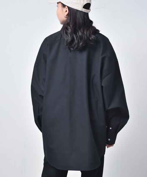 バレンシアガ「ツイスト・ビッグシルエット・ボタンダウンシャツ」 バレンシアガBALENCIAGA ツイストビッグシルエットボタンダウン