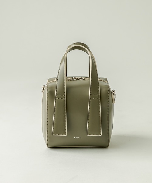 loti（ロティ）の「【3色展開】loti ボックスボストンBAG（ボストンバッグ・レディース・オフホワイト/ブラック/カーキ・FREE）」の11枚目の写真