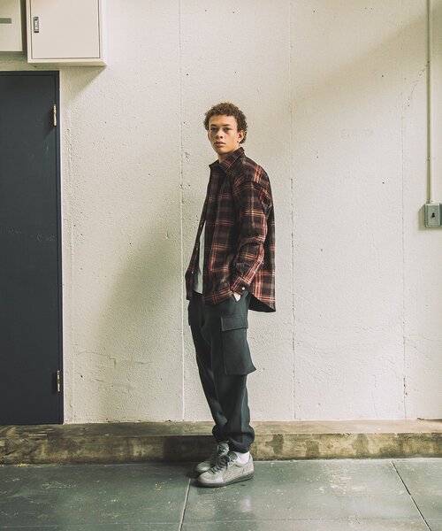 Champion(チャンピオン)の「【Champion × JS by SUPER MARKET】別注 スウェット カーゴパンツ(スウェットパンツ・メンズ・ブラック/ネイビー/グレー/カーキ・MEDIUM/LARGE)」の8枚目の写真