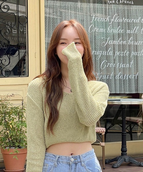 SONA（ソナ）の「SONYUNARA ベーシックVネッククロップニット（ニット/セーター・レディース・イエロー/グリーン・FREE）」の9枚目の写真