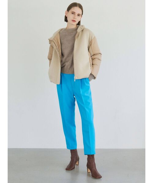 ELENDEEK（エレンディーク）の「スポンジダウンショートコート（ダウンジャケット/コート・レディース・ブラック/オフホワイト/ベージュ・FREE）」の5枚目の写真