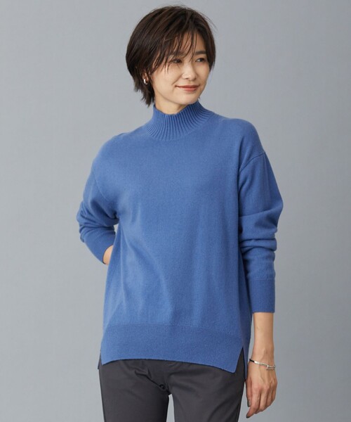 J.PRESS(ジェイプレス)の「【洗える・WEB限定カラーあり】CASHMERE BLEND ハイネック ニット(ニット/セーター・レディース・パープル系/ライトグリーン系/イエロー系/ベージュ系/サックスブルー系/ライトグレー系/ピンク系・MEDIUM/LARGE)」の1枚目の写真
