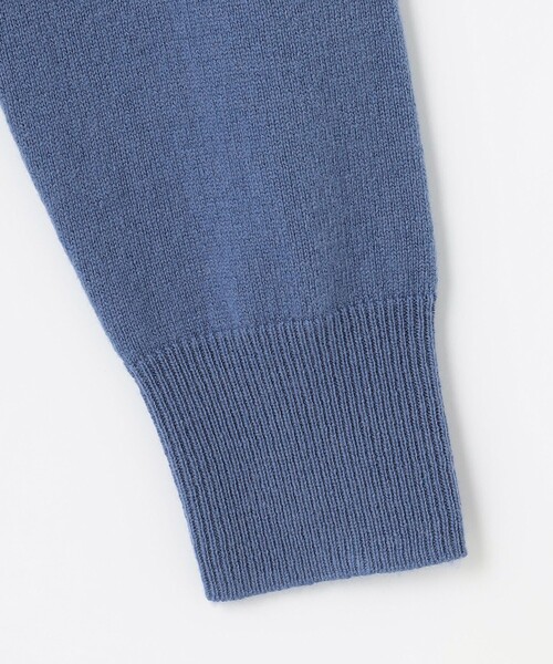 J.PRESS(ジェイプレス)の「【洗える・WEB限定カラーあり】CASHMERE BLEND ハイネック ニット(ニット/セーター・レディース・パープル系/ライトグリーン系/イエロー系/ベージュ系/サックスブルー系/ライトグレー系/ピンク系・MEDIUM/LARGE)」の11枚目の写真