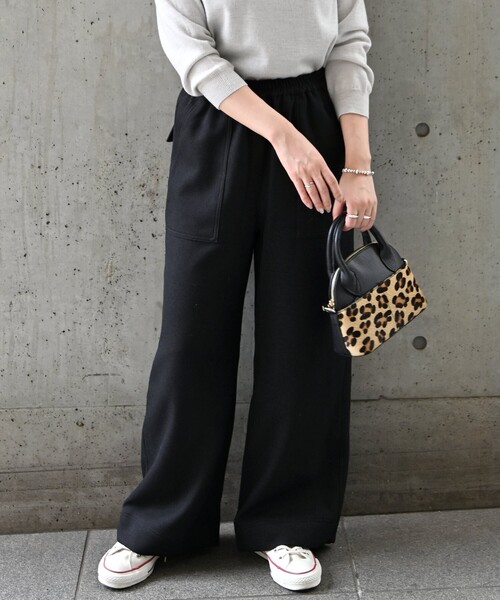 SHIPS any(シップス エニィ)の「【WEB限定】SHIPS any:〈洗濯機可能〉ウール ライク イージー ワイド パンツ(その他パンツ・レディース・ブラック/ホワイト・38/36)」の2枚目の写真