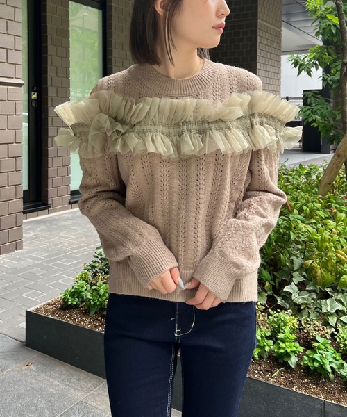 Twinkle;pm（トゥインクルピーエム）の「肩開きチュールフリルニット