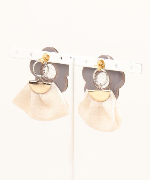 tone（トーン）の「【miuland】flower ribbon ピアス(MA)（ピアス（両耳用）・レディース・ブラウン・FREE）」の4枚目の写真