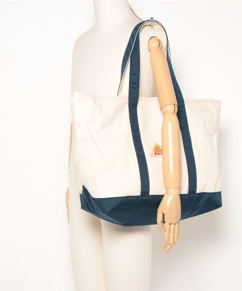 KELTY(ケルティ)の「【KELTY/ケルティ】キャンバストートバッグ/LARGE CANVAS TOTE(トートバッグ・メンズ・ネイビー/タン・FREE)」の3枚目の写真