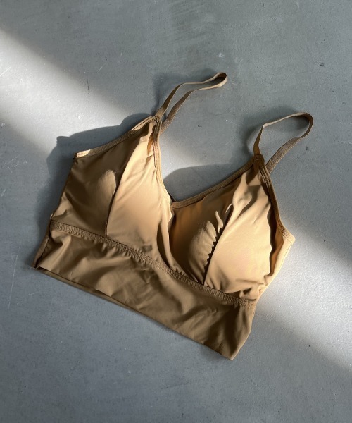 QFORON（キュフォロン）の「バックレース編み上げブラトップ（キャミソール・レディース・モカ/ホワイト/グリーン/ブラック/ブルー/クリーム・M）」の4枚目の写真