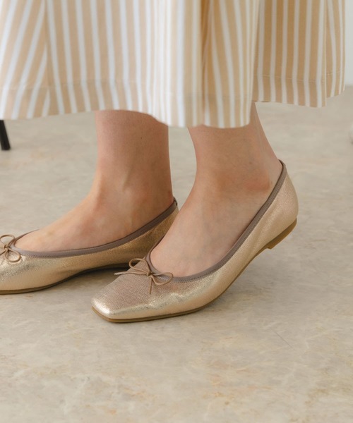 RODE SKO(ロデスコ)の「『MADE IN JAPAN』スクエアトゥバレエシューズ(バレエシューズ・レディース・ゴールド/ブラック/シルバー・37/38/36)」の1枚目の写真