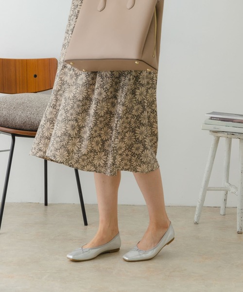 RODE SKO(ロデスコ)の「『MADE IN JAPAN』スクエアトゥバレエシューズ(バレエシューズ・レディース・ゴールド/ブラック/シルバー・37/38/36)」の13枚目の写真