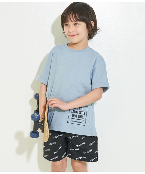 ANAP kids(アナップキッズ)の「ロールアッププリントビッグTシャツ【親子お揃い】(Tシャツ/カットソー・キッズ・ブラック/ベージュ/ライトグレー/サックスブルー・110cm/100cm/120cm/130cm)」の4枚目の写真