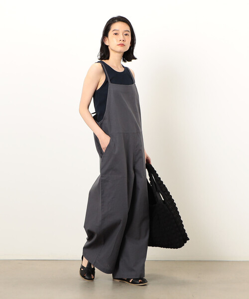 ONIGIRI（オニギリ）の「コットンリネン　サロペット（サロペット/オーバーオール・レディース・チャコール/ベージュ/カーキ・LARGE/MEDIUM）」の2枚目の写真