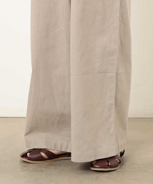 ONIGIRI（オニギリ）の「コットンリネン　サロペット（サロペット/オーバーオール・レディース・チャコール/ベージュ/カーキ・LARGE/MEDIUM）」の18枚目の写真