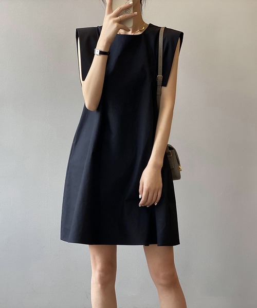 Jewelobe（ジュエローブ）の「ショルダータブAラインミニワンピース（ワンピース・レディース・ベージュ/ブラック/レッド/アイボリー・FREE）」の18枚目の写真