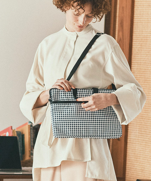 LeSportsac（レスポートサック）の「TH LAPTOP CASE ギンガムチェック