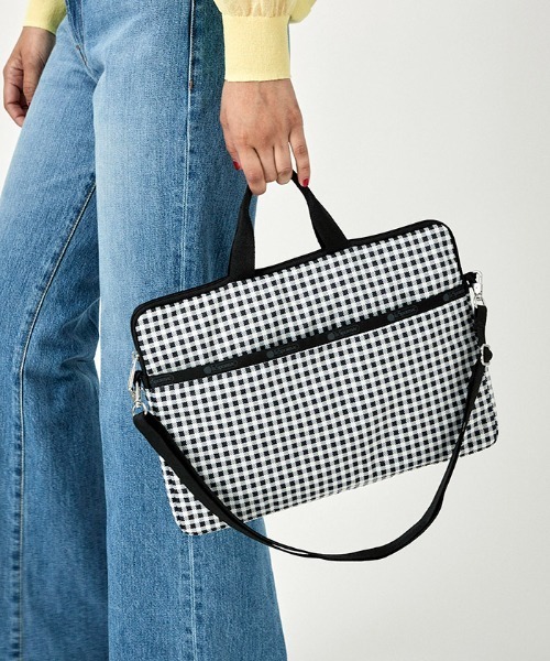 LeSportsac ノートPCケース チェック柄 LeSportsac（レスポートサック）の「TH LAPTOP CASE ギンガムチェック