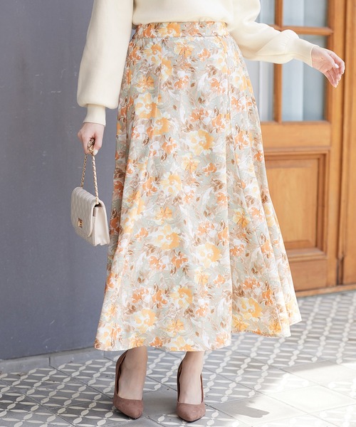 alotta（アロッタ）の「無地＆柄アソートフレアースカート（スカート・レディース・ドット/ブルー/ブラック系その他/オレンジ系その他/ネイビー/ピンク/ホワイト系その他/パープル系その他・LARGE/MEDIUM/X-LARGE/XX-LARGE）」の7枚目の写真