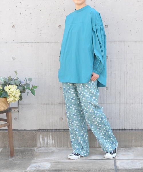CALINER(カリネ)の「インドコットン水玉プリントリラックスパンツ(その他パンツ・レディース・ブルー/グリーン/ダークブラウン・M)」の5枚目の写真