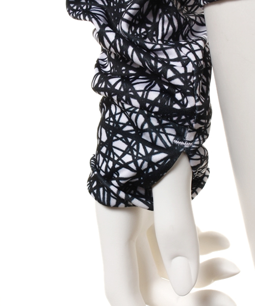 Hurley （ハーレー）の「RASH FULL ZIP OPEN HOOD O&O（水着・レディース・ホワイト/ブラック系その他/ピンク/その他1/レオパード/ミント/ブラック・MEDIUM）」の12枚目の写真