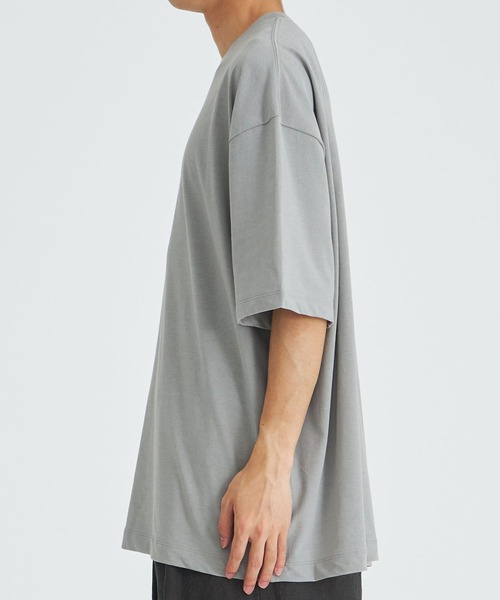 ATON(エイトン)の「【ATON / エイトン】FRESCA PLATE OVERSIZED T-SHIRT(Tシャツ/カットソー・メンズ・ネイビー/グレー・4/6)」の3枚目の写真