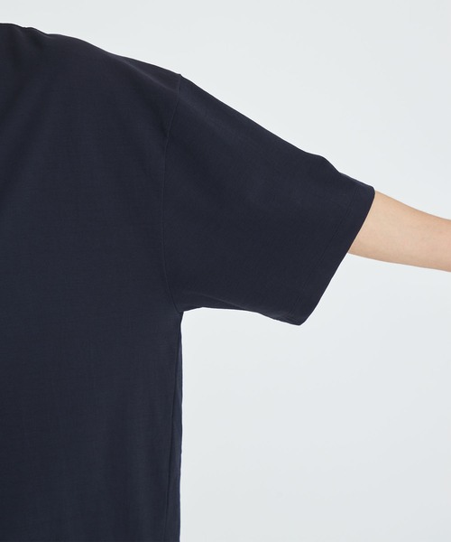 ATON(エイトン)の「【ATON / エイトン】FRESCA PLATE OVERSIZED T-SHIRT(Tシャツ/カットソー・メンズ・ネイビー/グレー・4/6)」の10枚目の写真