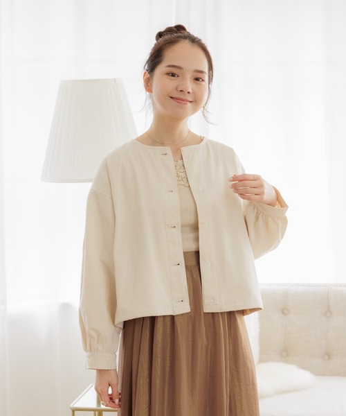 flower(フラワー)の「サニージャケット2(ノーカラージャケット・レディース・アイボリー・FREE)」の2枚目の写真